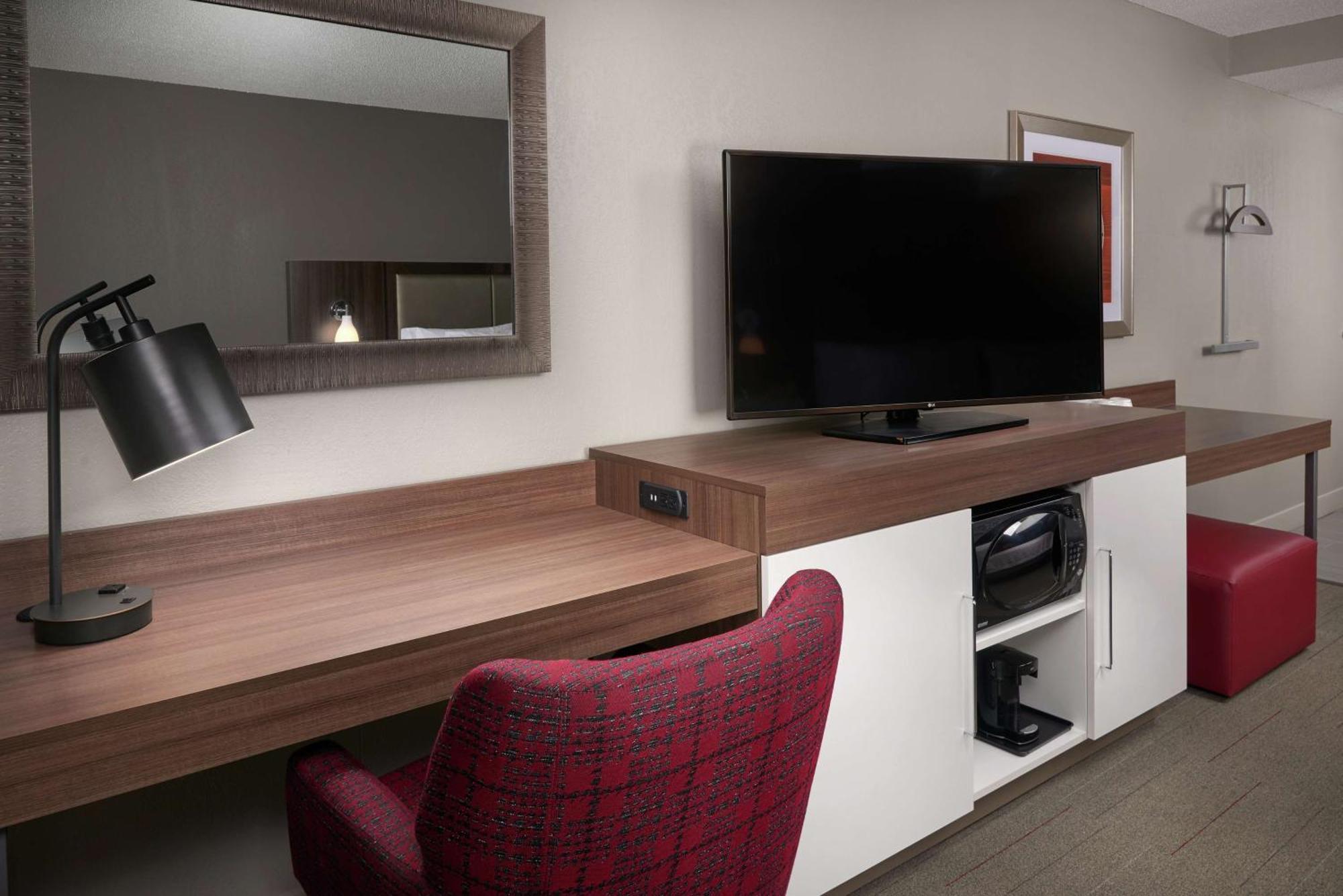 Hampton Inn & Suites Oxford-Anniston Buitenkant foto