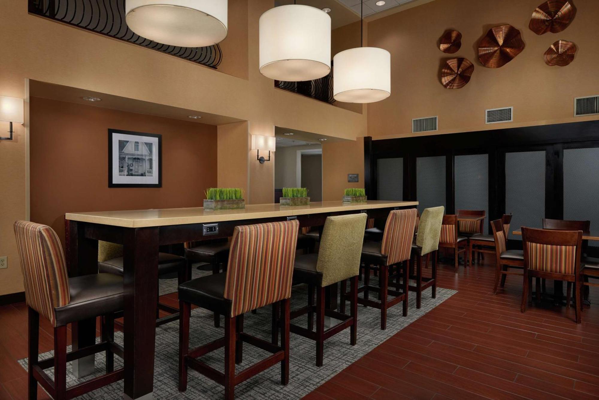 Hampton Inn & Suites Oxford-Anniston Buitenkant foto