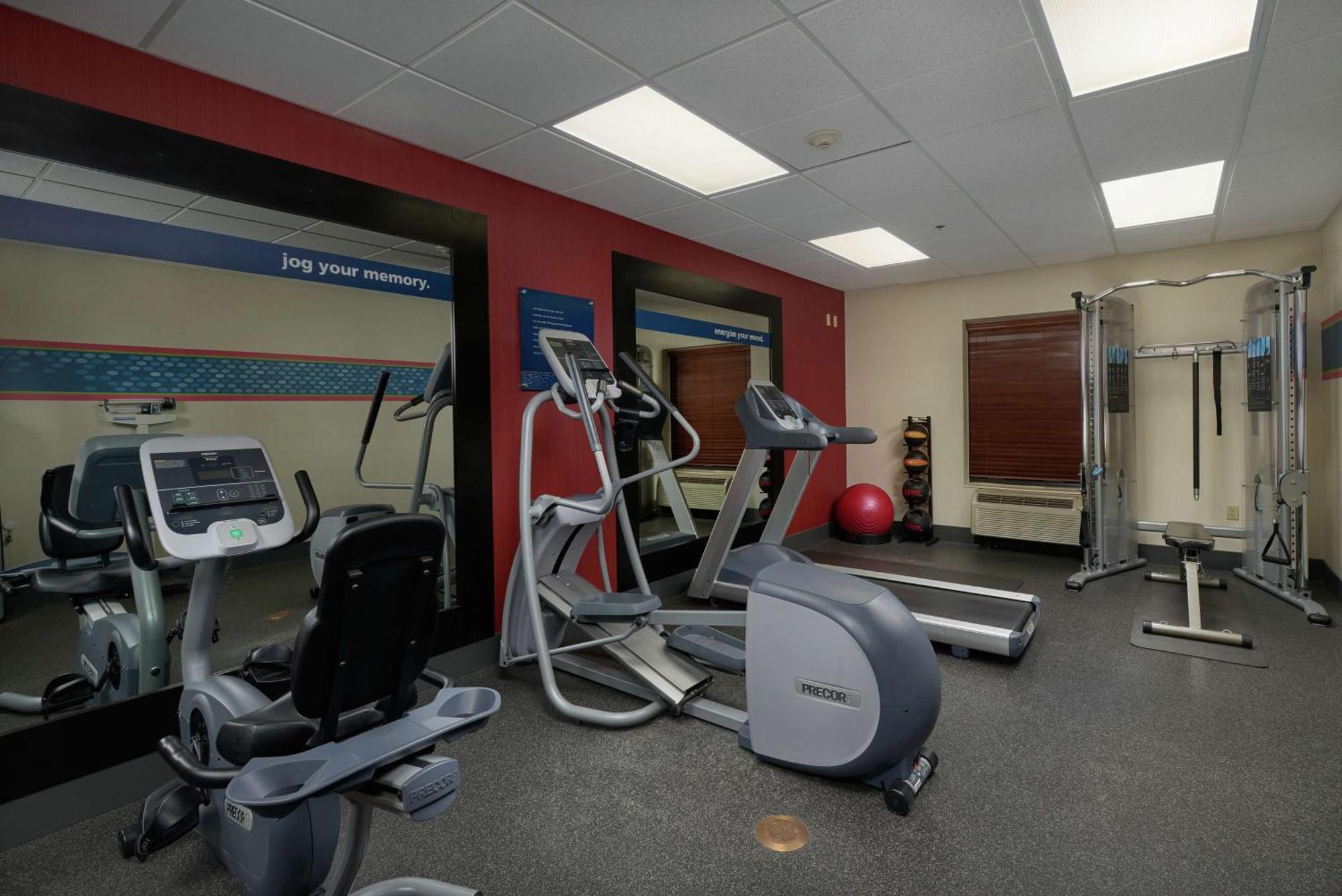 Hampton Inn & Suites Oxford-Anniston Buitenkant foto