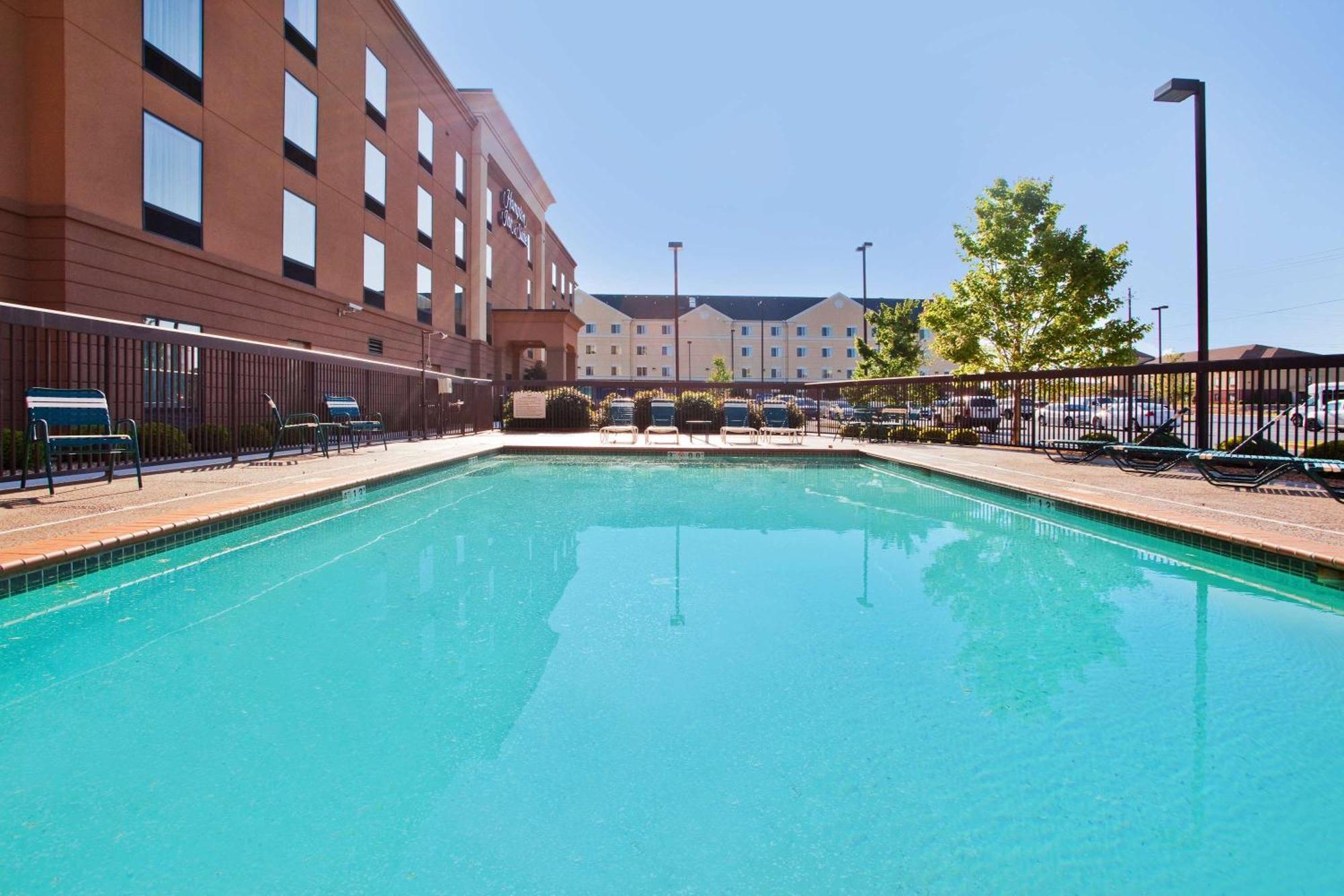 Hampton Inn & Suites Oxford-Anniston Buitenkant foto