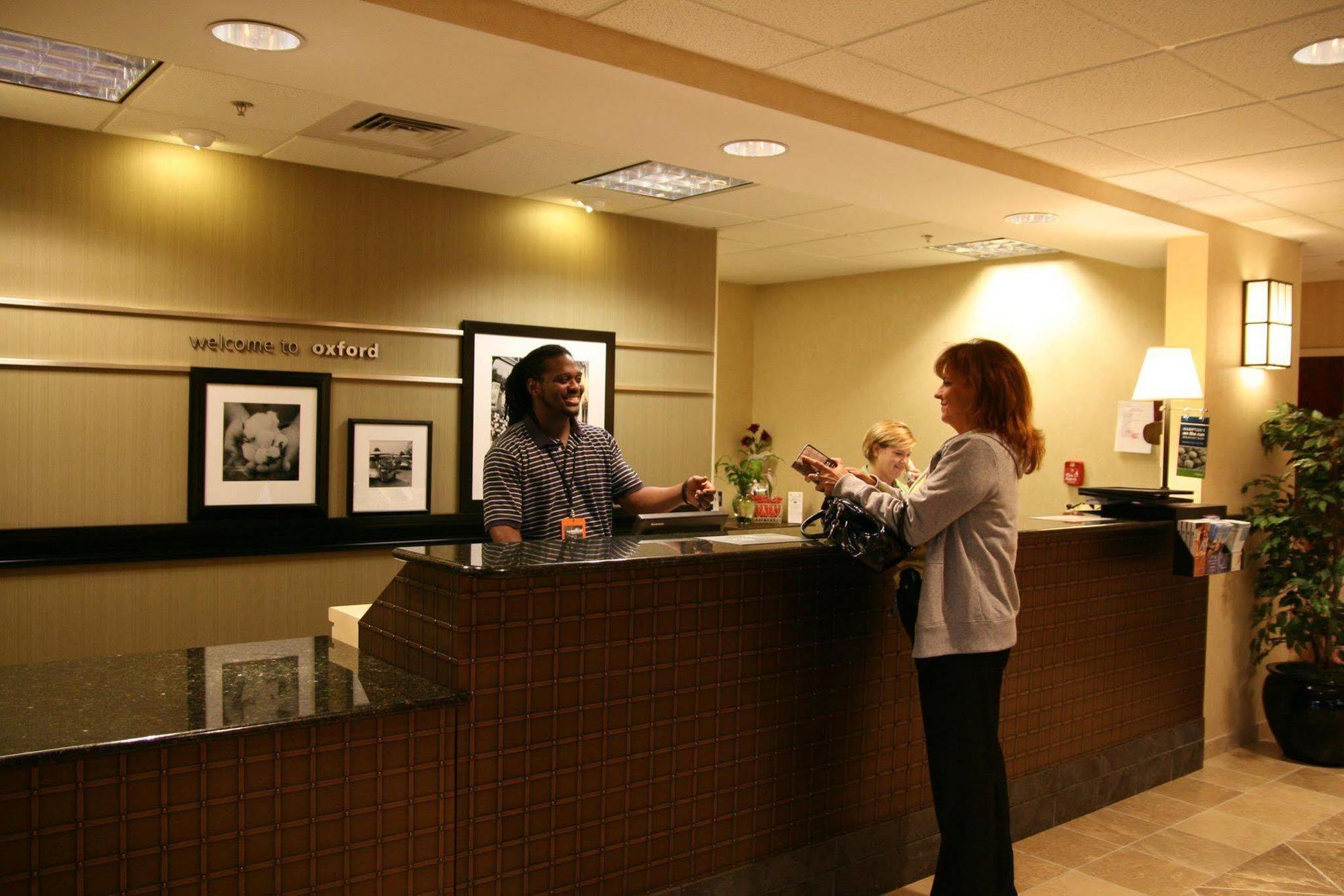 Hampton Inn & Suites Oxford-Anniston Buitenkant foto
