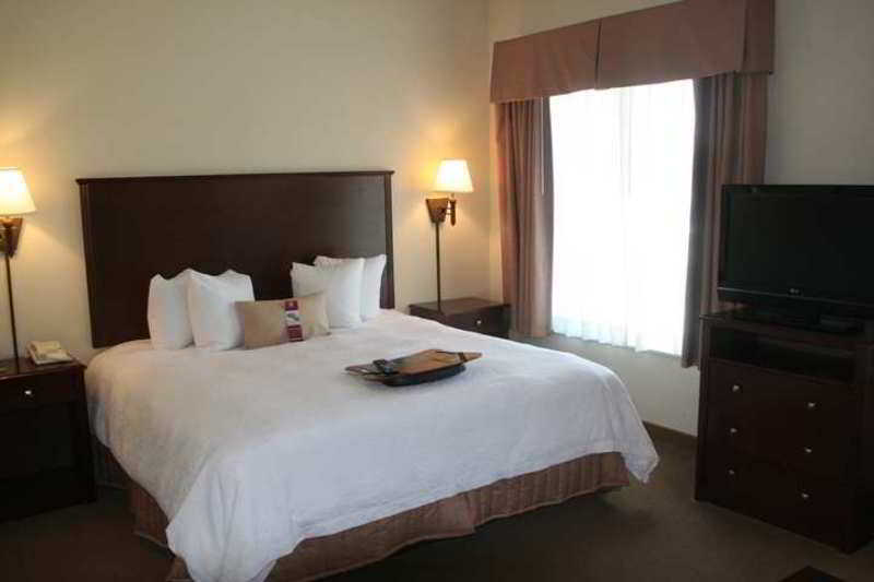 Hampton Inn & Suites Oxford-Anniston Buitenkant foto