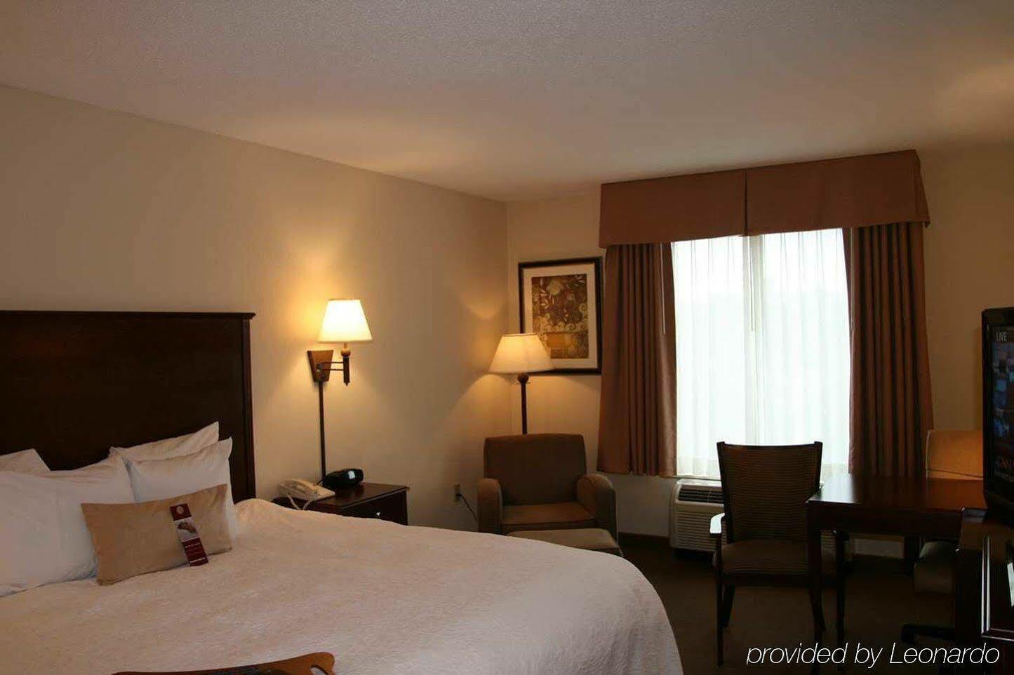 Hampton Inn & Suites Oxford-Anniston Buitenkant foto